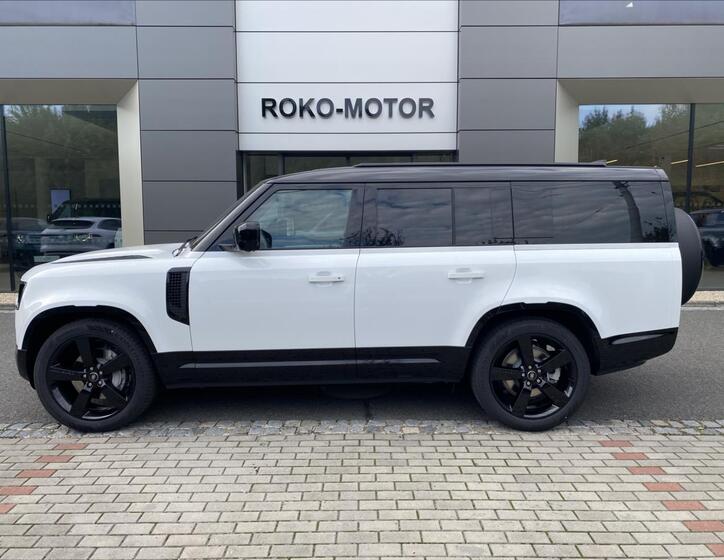 Land Rover Defender 1