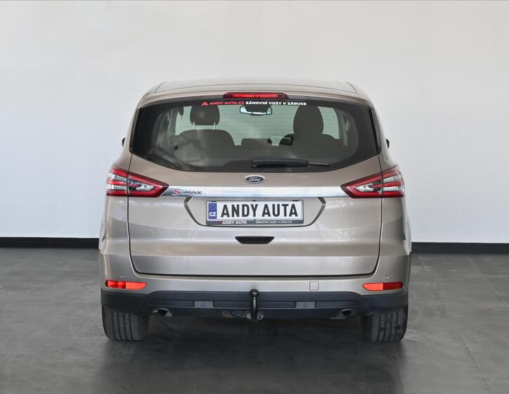 Ford S-MAX 4