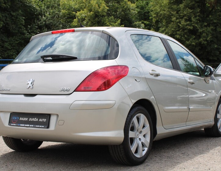 Peugeot 308 5