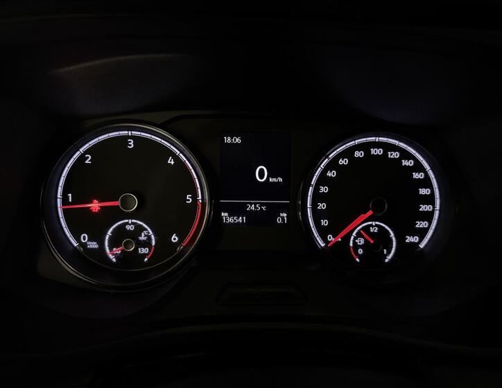 Volkswagen Transporter 18