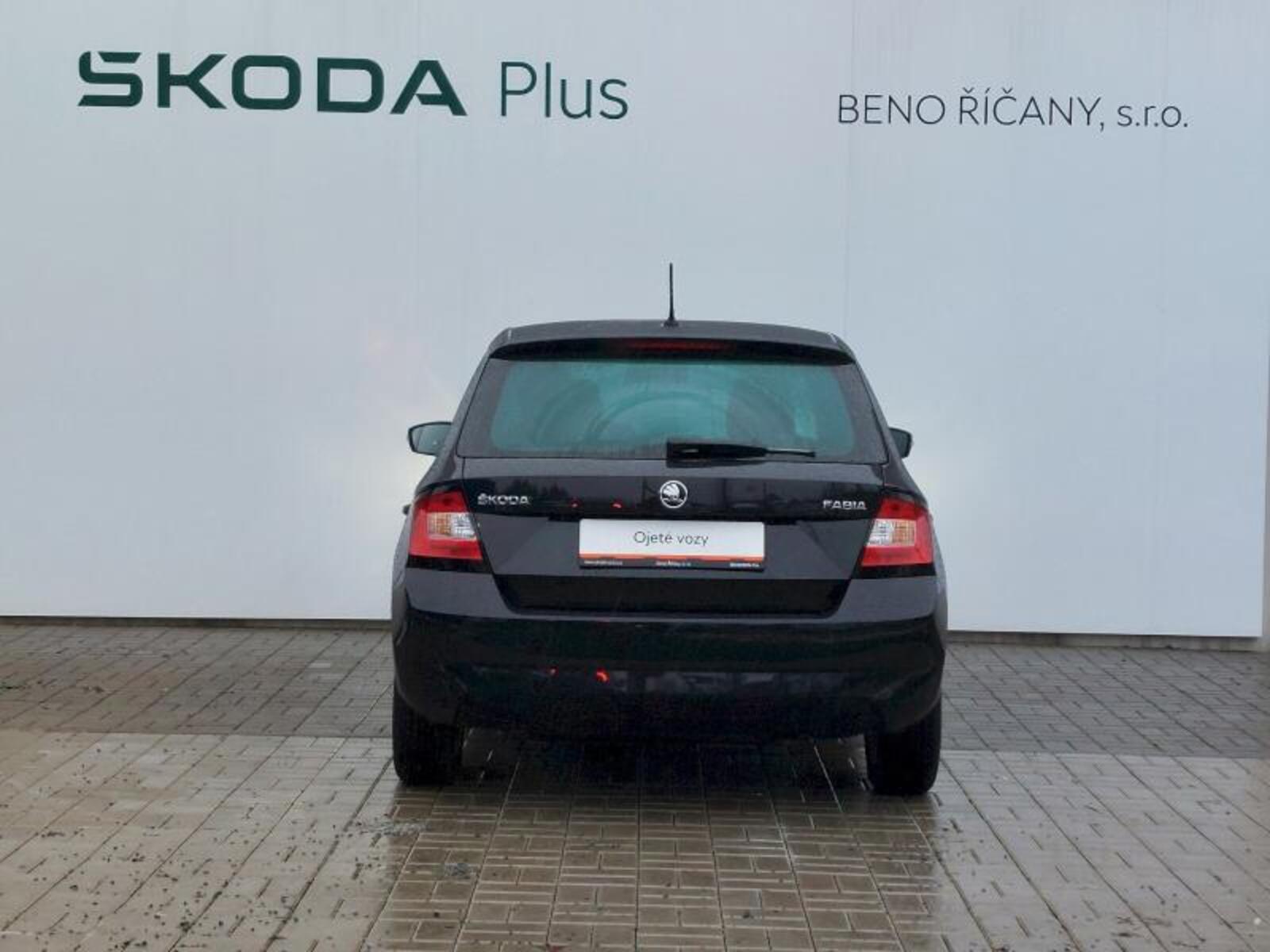 Škoda Fabia 12