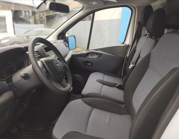 Opel Vivaro 7