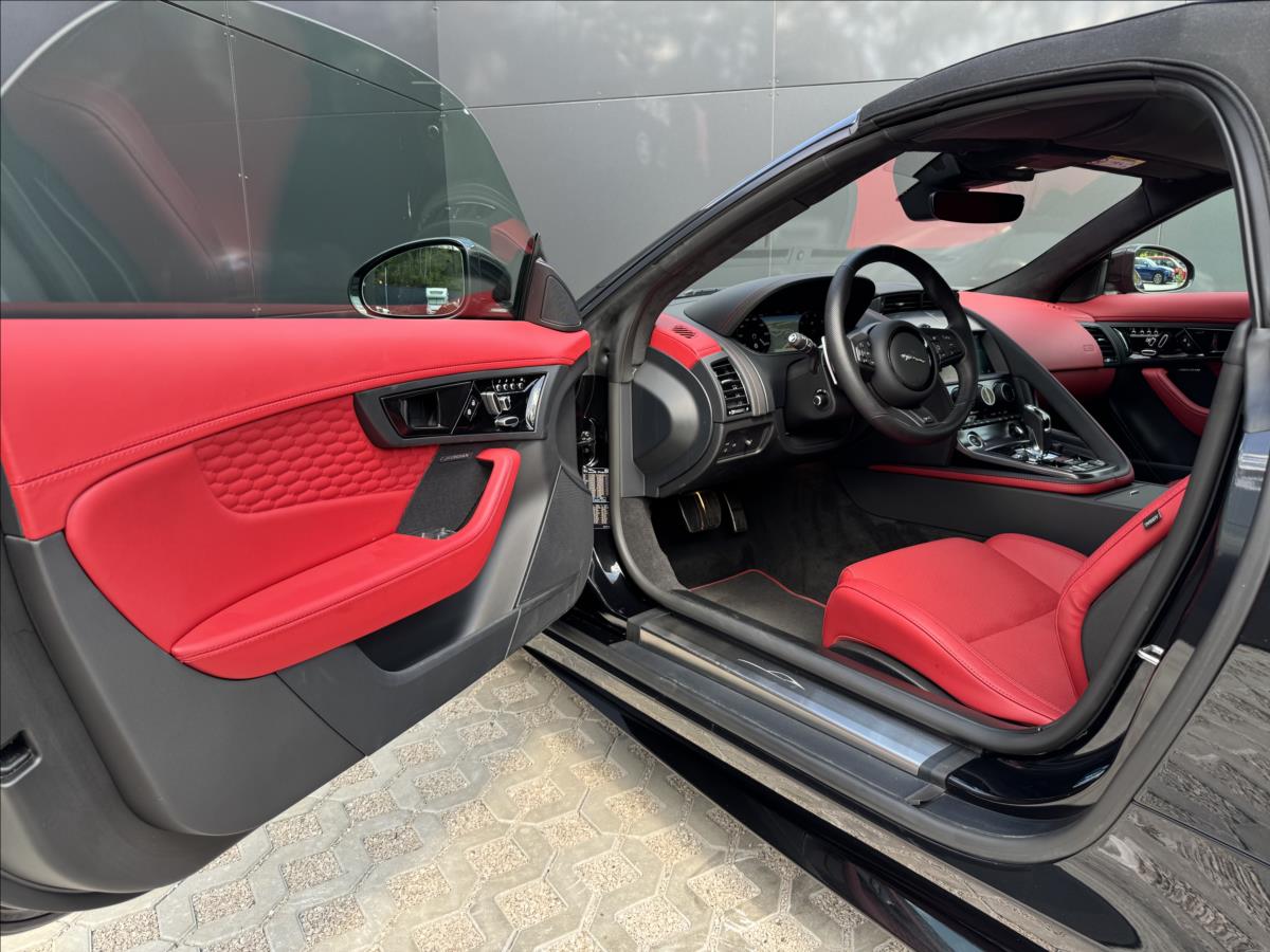 Jaguar F-Type