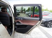 BMW X7 21