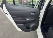 Nissan Leaf 42