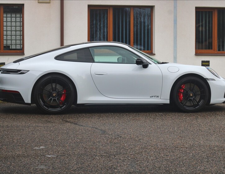 Porsche 911 4