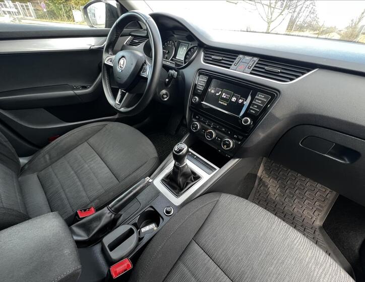 Škoda Octavia 22