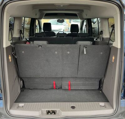 Ford Tourneo Connect 7