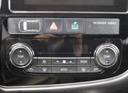 Mitsubishi Outlander 24