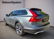 Volvo V90 4