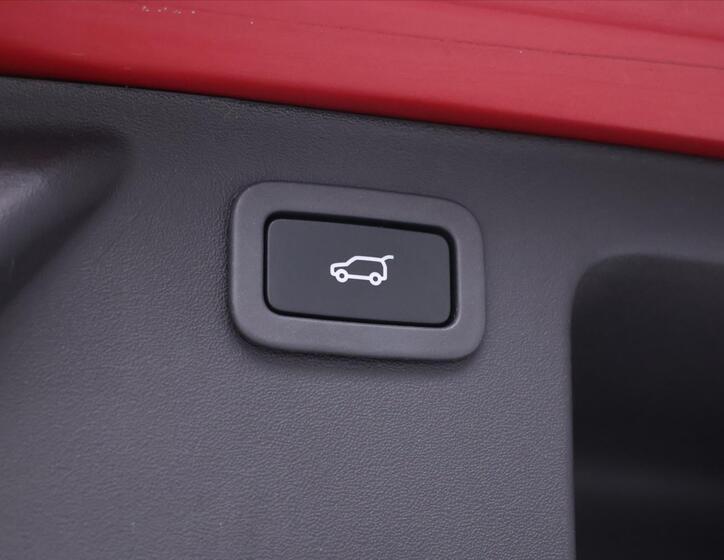 Land Rover Discovery Sport 11