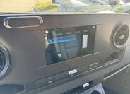 Mercedes-Benz Sprinter 9