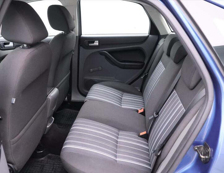 Ford Focus 14