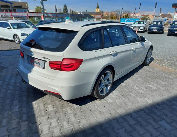 BMW Řada 3 8