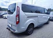 Ford Tourneo Custom 5