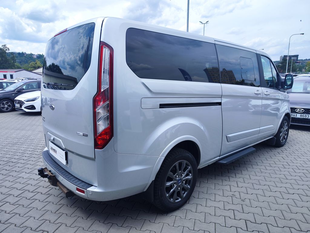 Ford Tourneo Custom