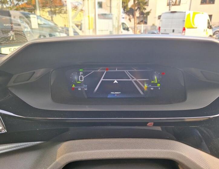 Peugeot 408 16