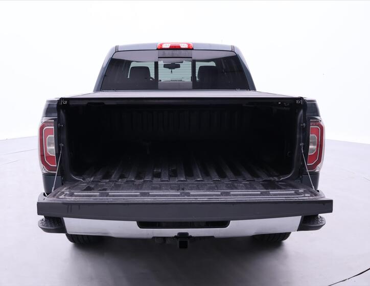 GMC Sierra 9
