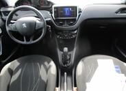 Peugeot 208 12