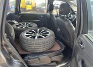 Ford S-MAX 11