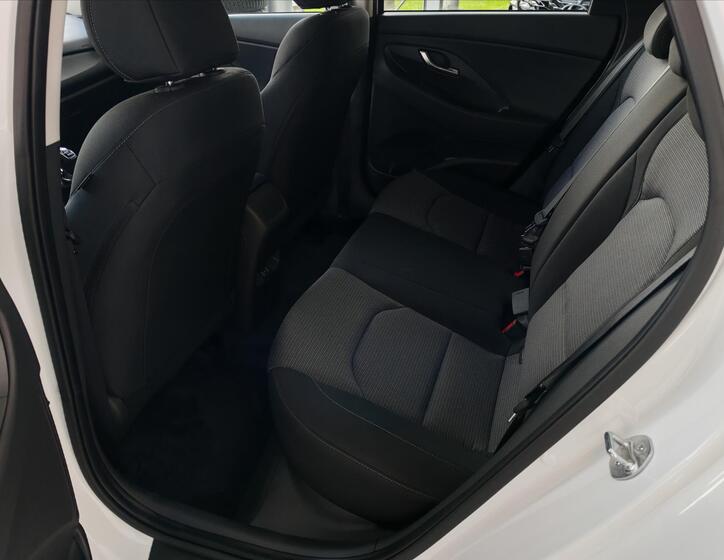 Hyundai i30 8
