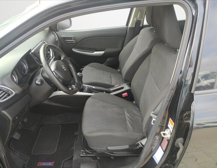 Suzuki Baleno 15