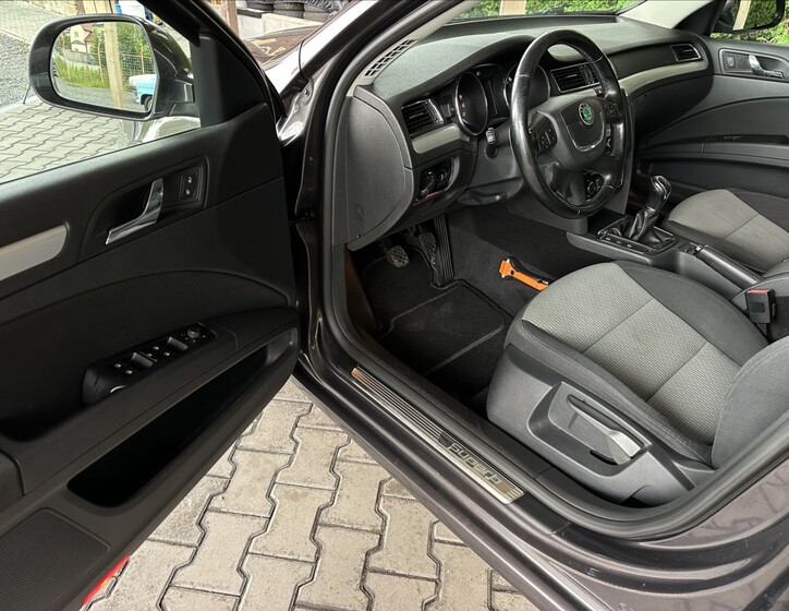 Škoda Superb 5