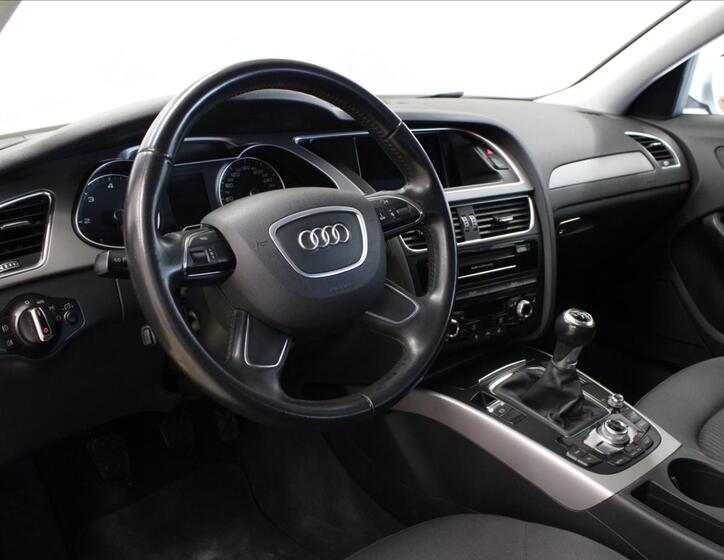 Audi A4 10