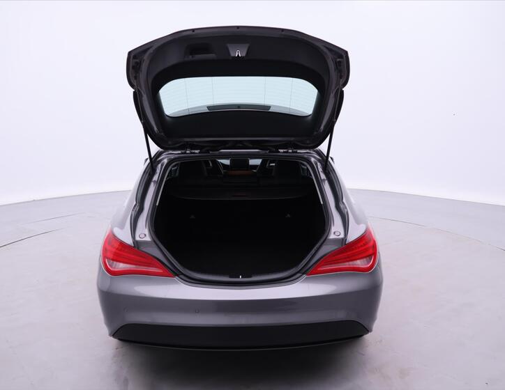 Mercedes-Benz CLA 10