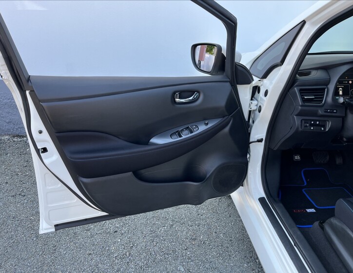 Nissan Leaf 43