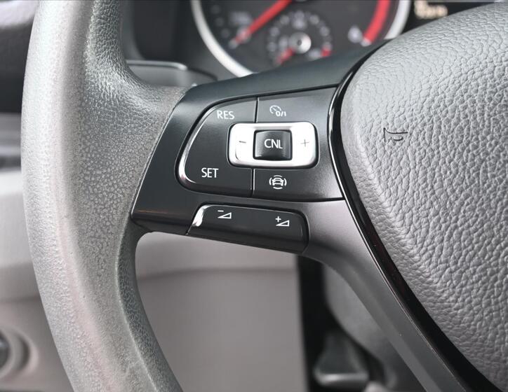 Volkswagen Crafter 18