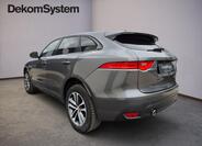 Jaguar F-Pace 4
