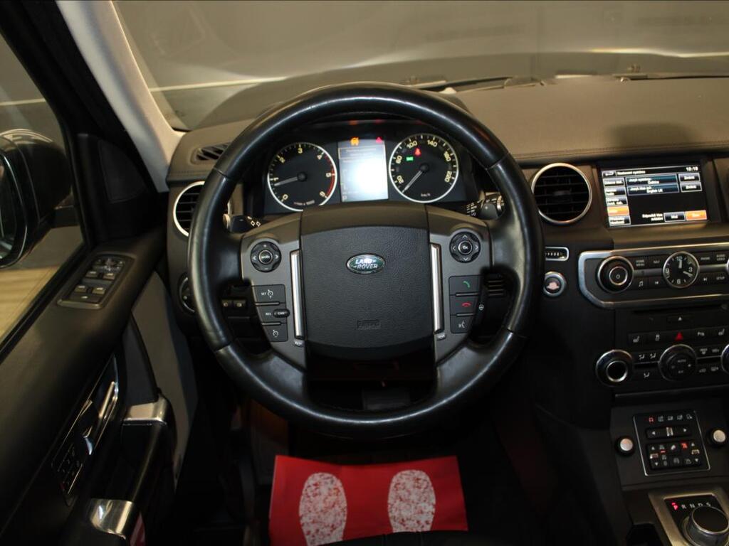 Land Rover Discovery 32