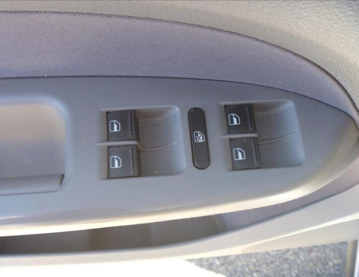 Volkswagen Touran 8