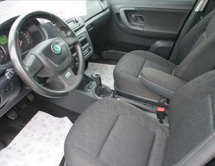 Škoda Roomster 17