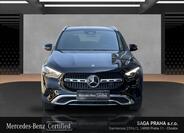 Mercedes-Benz GLA 8