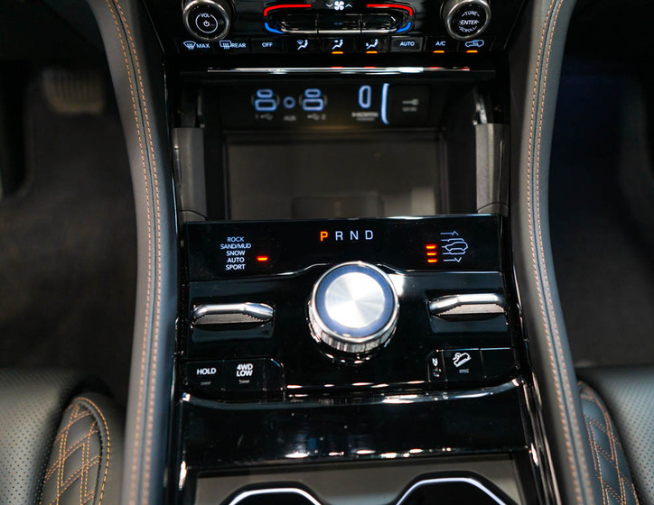 Jeep Grand Cherokee 31