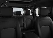 Land Rover Defender 7