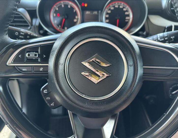 Suzuki Swift 22