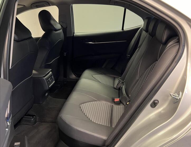Toyota Camry 10