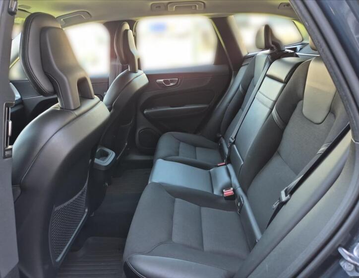Volvo XC60 10