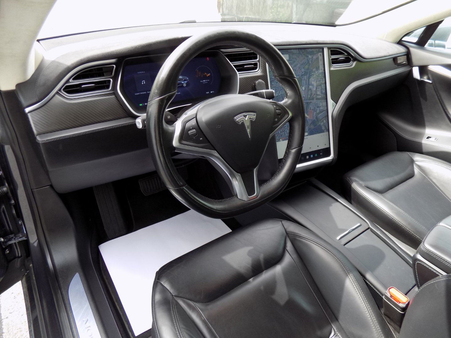 Tesla Model S