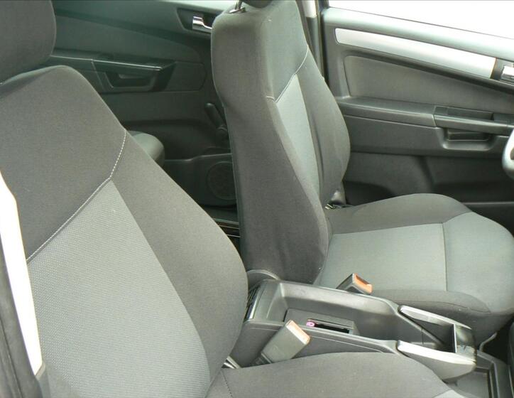 Opel Zafira 18