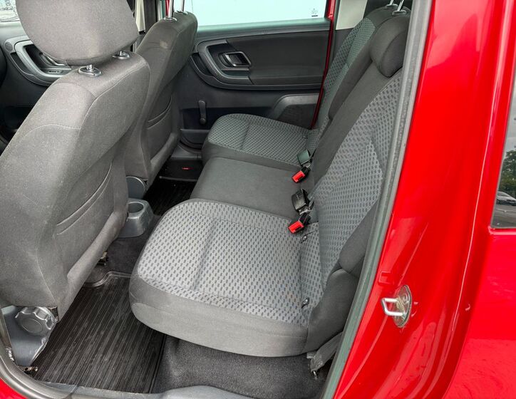 Škoda Roomster 13