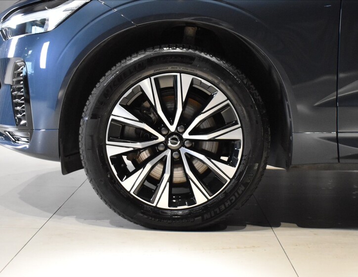Volvo XC60 7