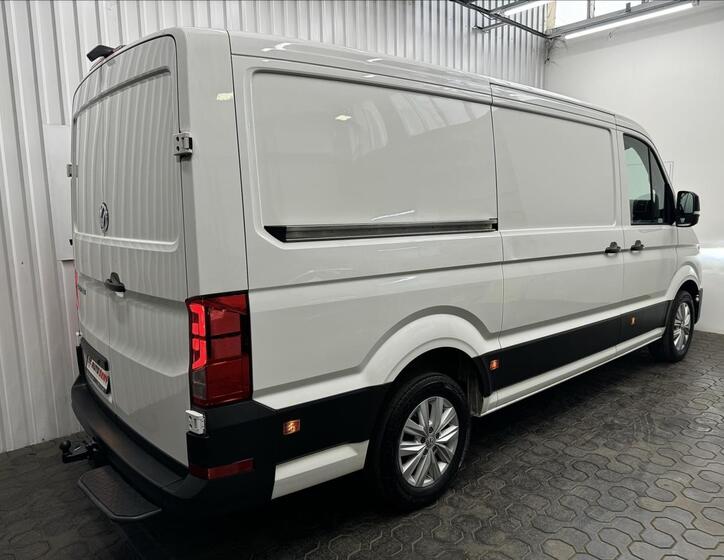 Volkswagen Crafter 9