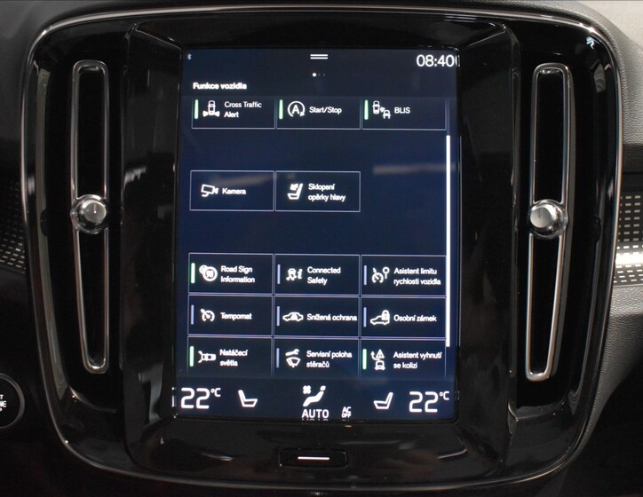 Volvo XC40 22