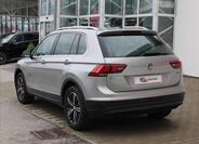Volkswagen Tiguan 4