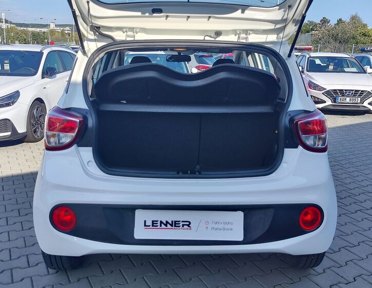 Hyundai i10 9