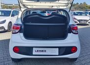Hyundai i10 9
